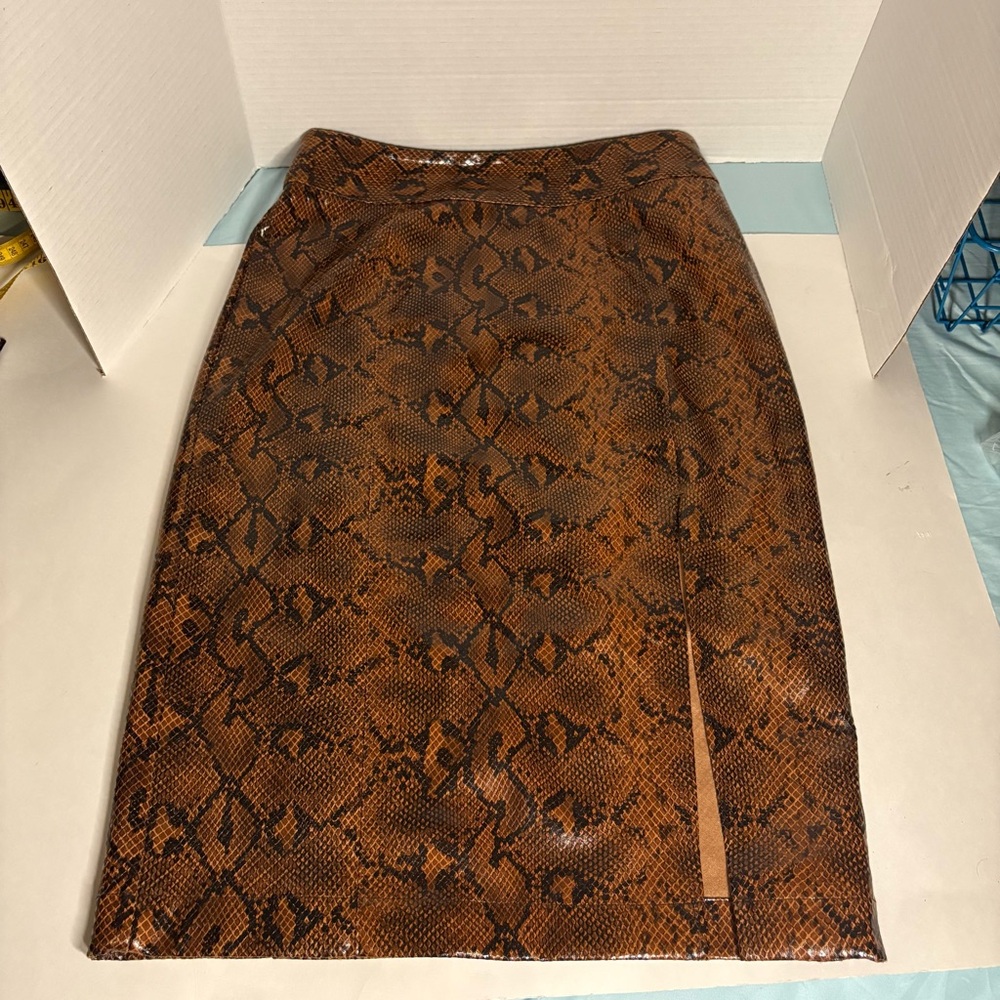 Women’s Express x negin mirsalehi Faux Leather Snake Print Pencil Skirt size 4